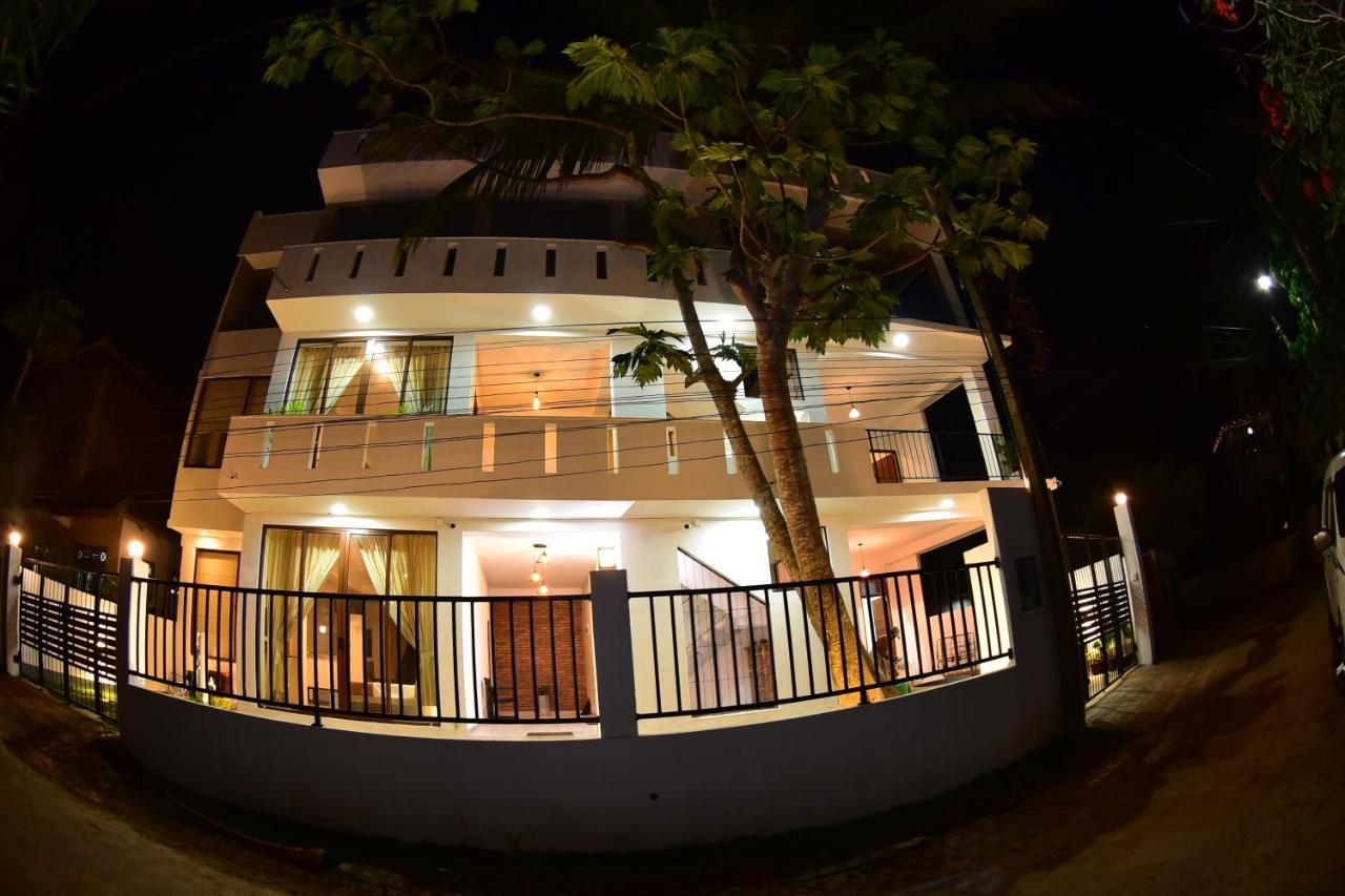 Lily Holiday Apartments Hikkaduwa Dış mekan fotoğraf