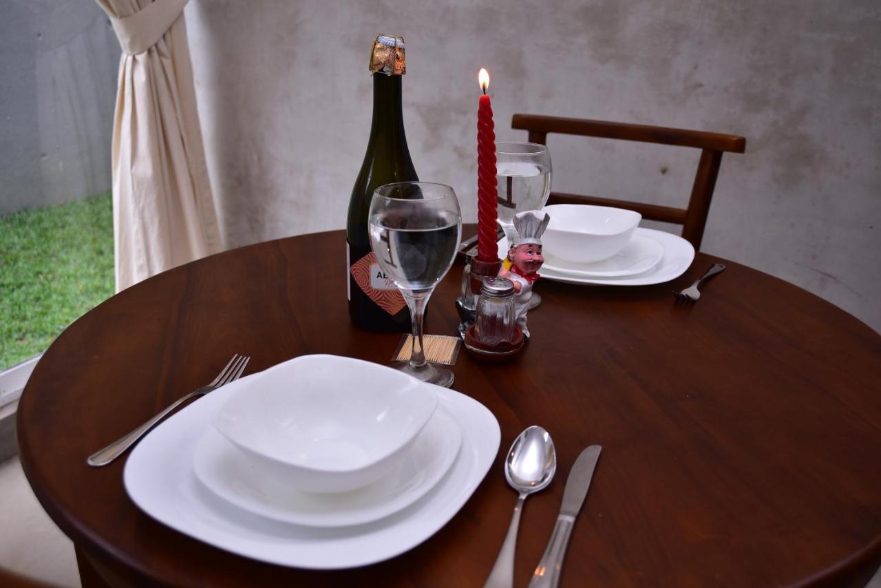 Lily Holiday Apartments Hikkaduwa Dış mekan fotoğraf