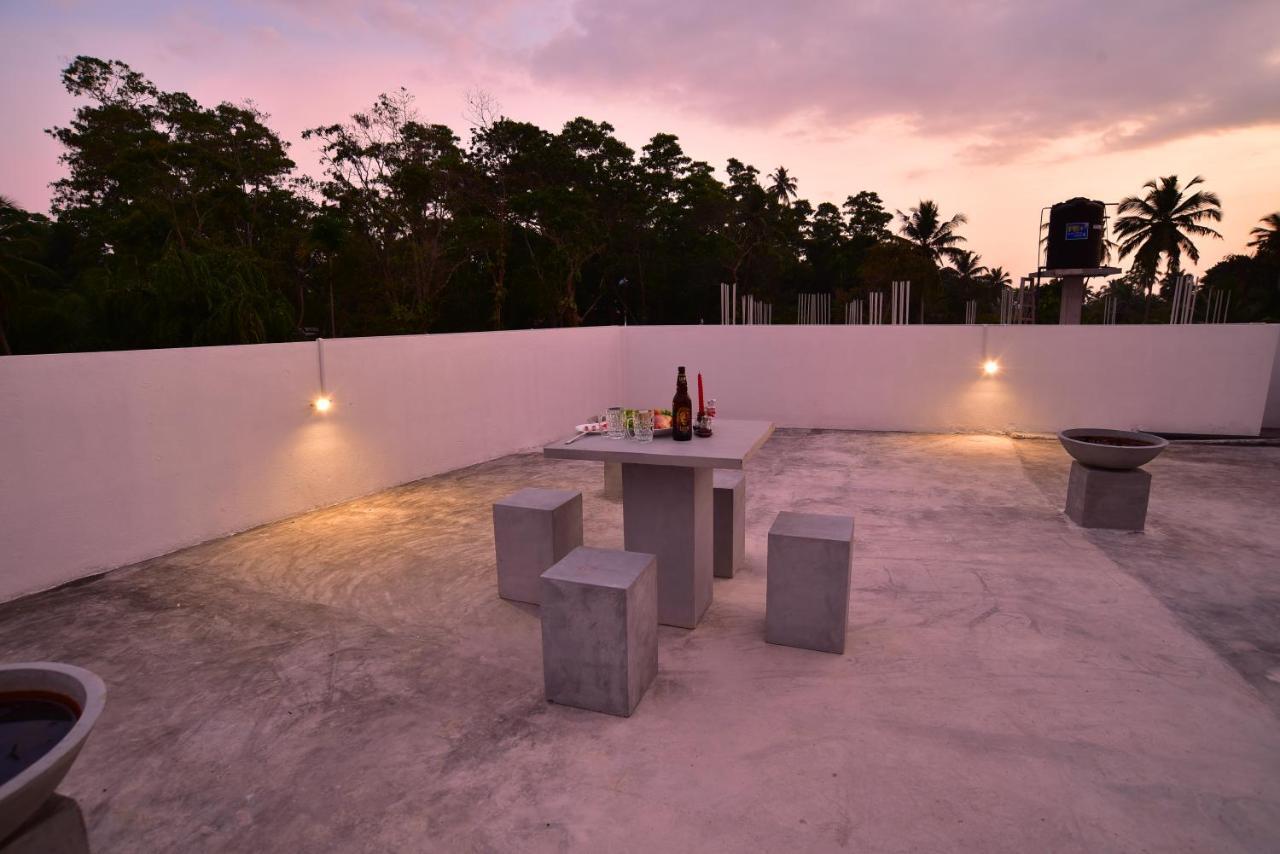 Lily Holiday Apartments Hikkaduwa Dış mekan fotoğraf