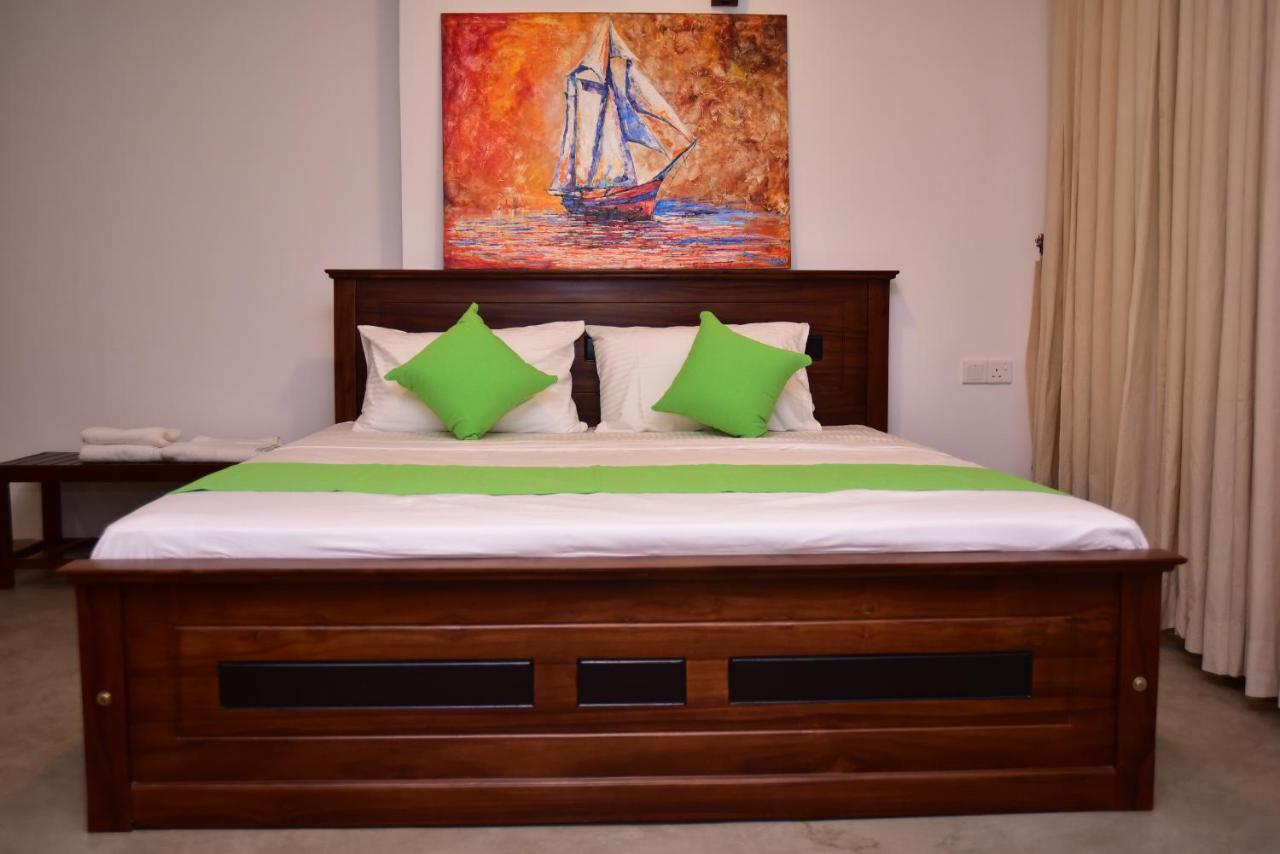 Lily Holiday Apartments Hikkaduwa Dış mekan fotoğraf