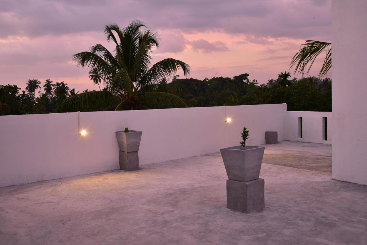 Lily Holiday Apartments Hikkaduwa Dış mekan fotoğraf